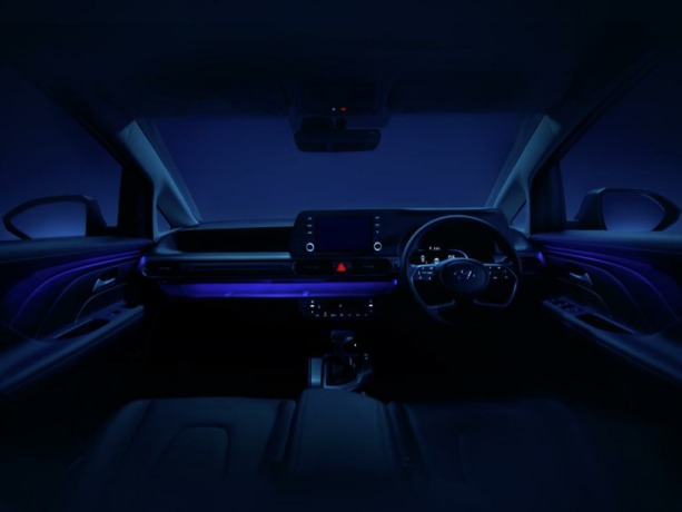 NYAMAN: Interior Hyundai Stargazer menyuguhkan desain yang utamakan kepraktisan dan fungsional dalam setiap bagiannya. (Ist)