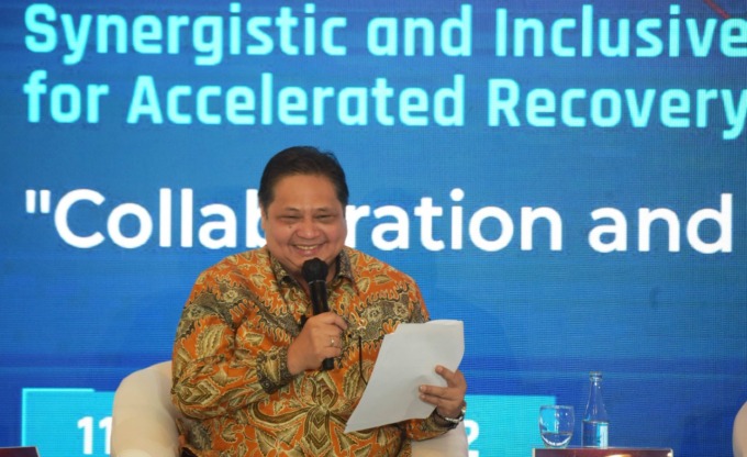 EKONOMI DIGITAL: Menteri Koordinator Bidang Perekonomian Airlangga Hartarto dalam sesi Leaders Talk Festival Ekonomi Keuangan Digital Indonesia (FEKDI) tahun 2022 yang berlangsung di Bali Internasional Convention Center, Senin (11/7). (Ist)